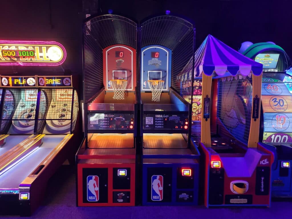 Bellevue Field Trips 3 Basketball hoops at an arcade at monster mini golf.