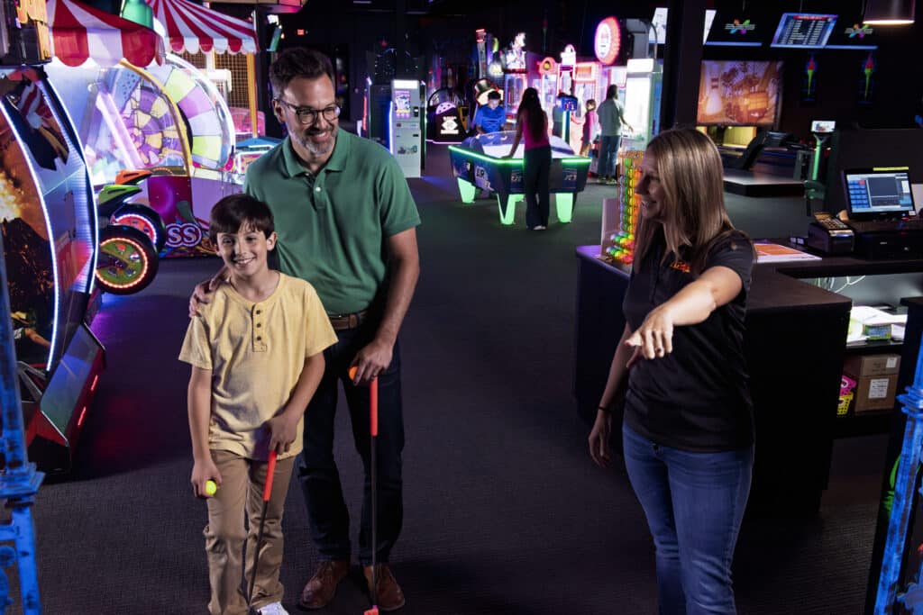 Fundraisers Towson 3 Mini golf start 3